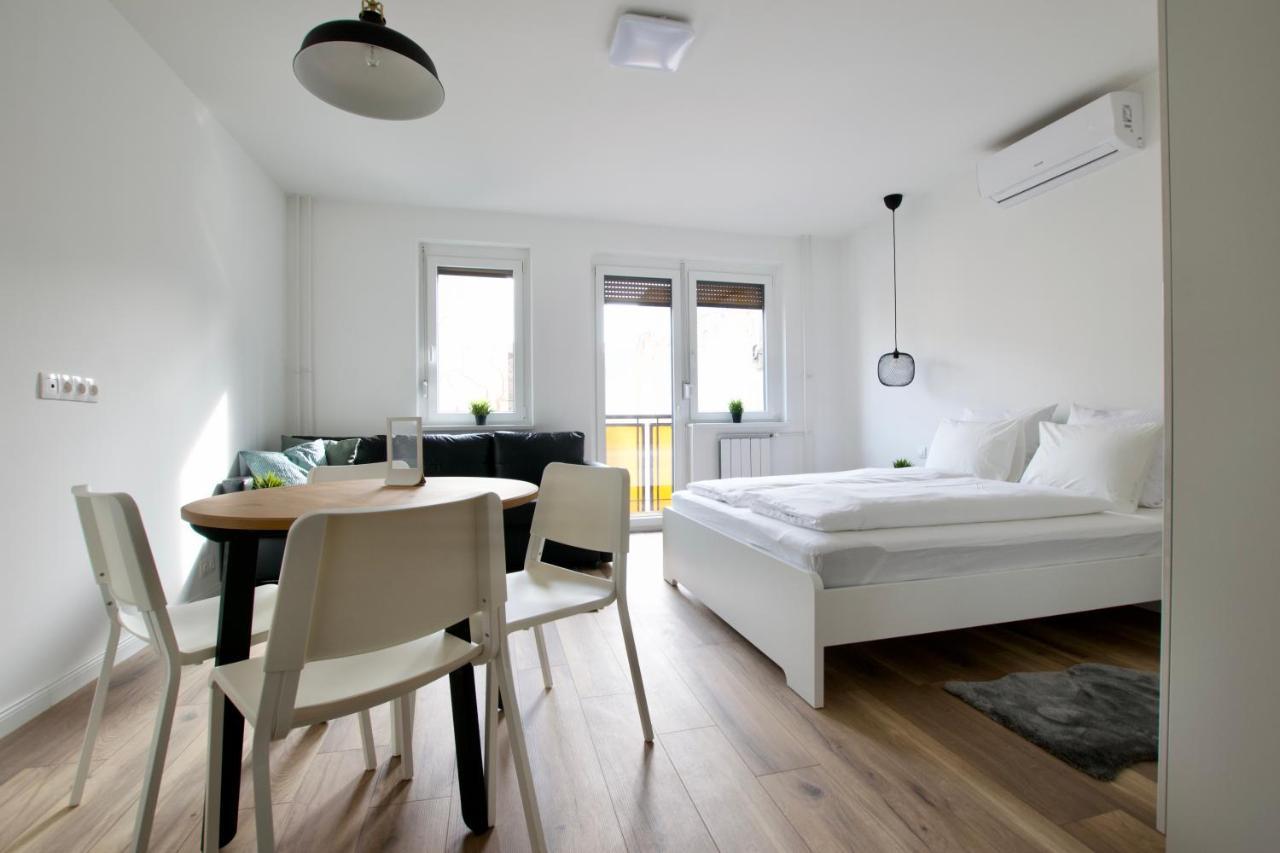 Standard Apartment By Hi5 - Dessewffy 37 Suites Budapest Exterior foto